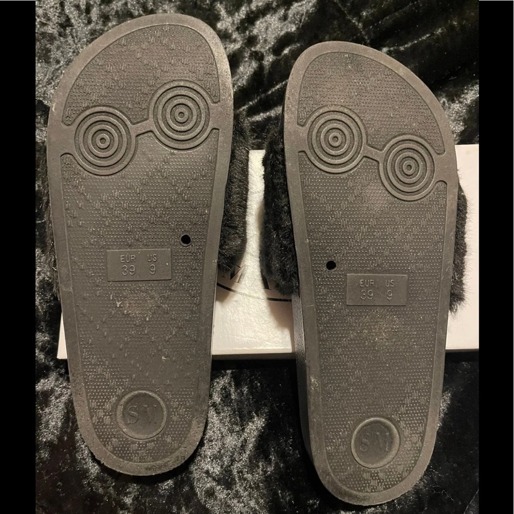 Steve Madden Fur Slides sz 9 - Picture 4 of 5